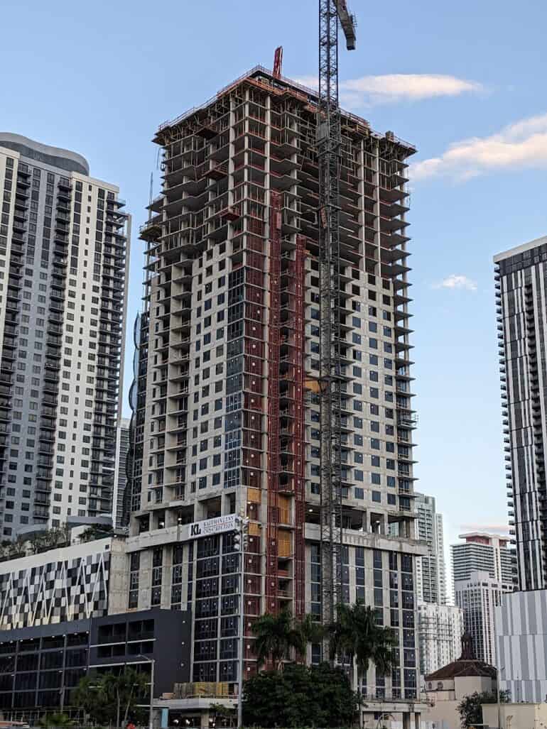 Caoba Miami Worldcenter's Second 40-Story Tower Has Topped Off